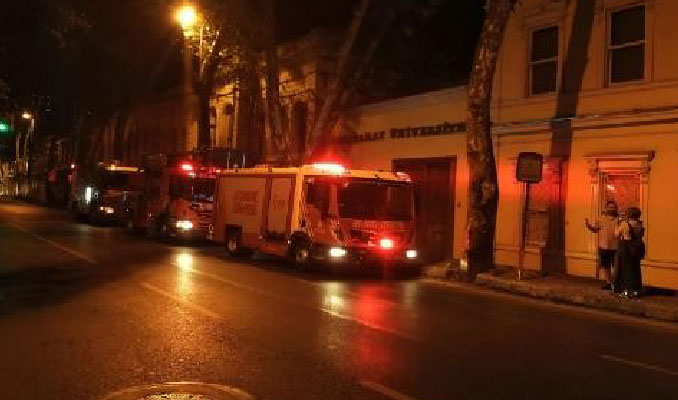 Galatasaray Üniversitesi'nde korkutan yangın