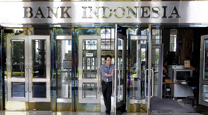 Endonezya Merkez Bankası, faiz oranını indirdi