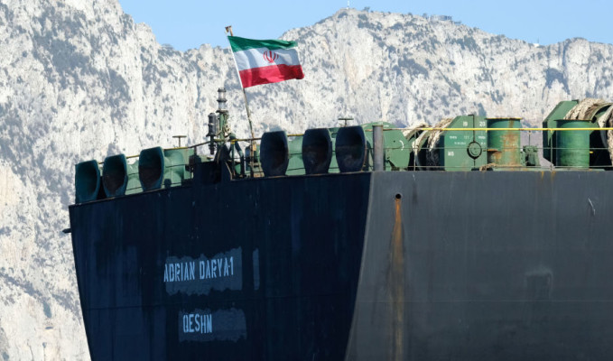 İran tankeri rotasını Türkiye'den başka yöne çevirdi