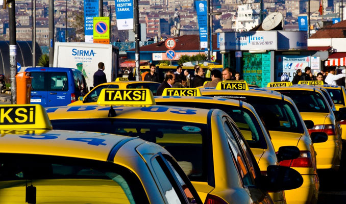 İstanbul'da taksi, minibüs ve okul servis ücretlerine zam
