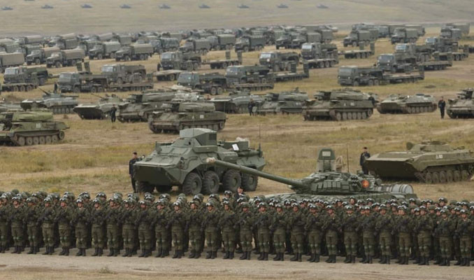 Rus ordusundan 128 bin askerle dev tatbikat