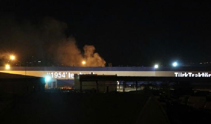 Başkentte traktör fabrikasında yangın