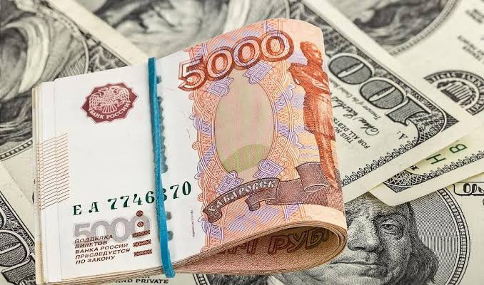 Rusya, uluslararası rezervlerine bir haftada 1.4 milyar dolar daha ekledi