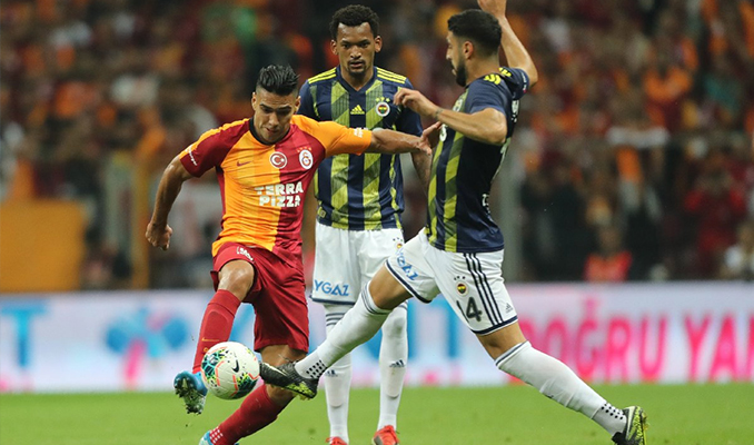 Galatasaray-Fenerbahçe derbisi golsüz berabere tamamlandı
