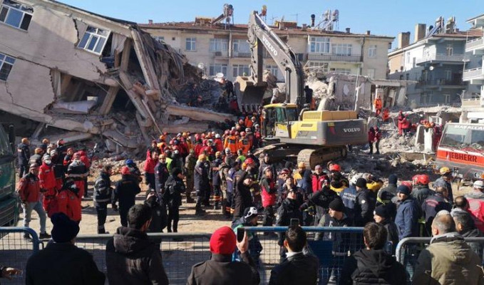 İstanbul depreminin maliyeti 50 milyar dolar olur