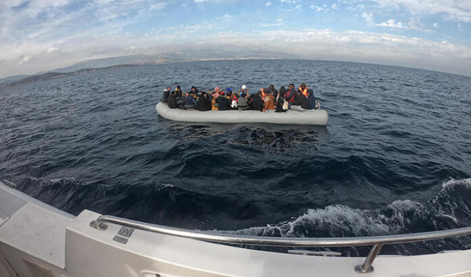 Çeşme açıklarında 199 kaçak göçmen yakalandı