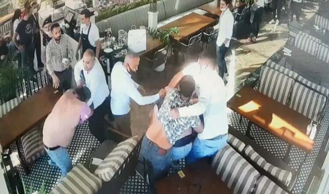 İş adamları restoranı birbirine kattı