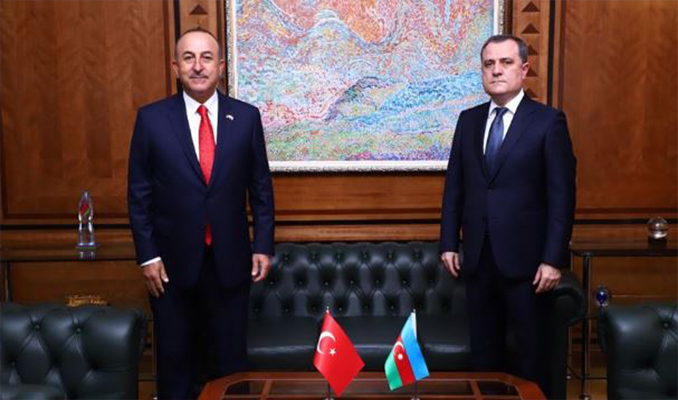 Çavuşoğlu, Azerbaycanlı mevkidaşı Bayramov ile görüştü