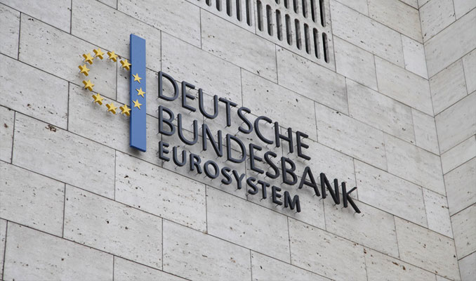 Bundesbank: Alman ekonomisi yavaş olsa da büyüyor