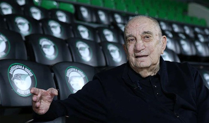 Türk basketbolunun efsanesi Yalçın Granit hayatını kaybetti