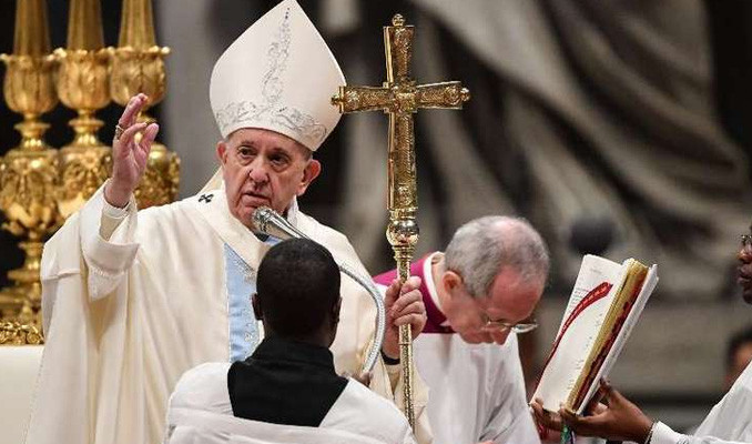 Papa, Meryem Ana seremonisini iptal etti