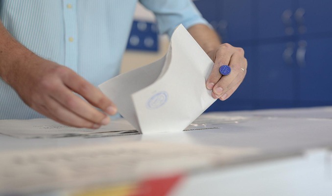 Romanya'da parlamento seçimleri yapılacak