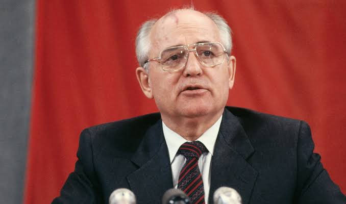 NATO Gorbaçov'a verdiği sözü tutmadı