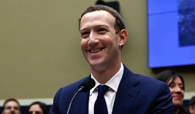 Zuckerberg: Veri güvenliği düzenlemesine ihtiyaç var
