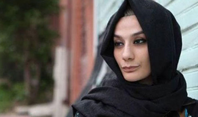 Gazeteci Esra Elönü'nün babası umre dönüşü hayatını kaybetti