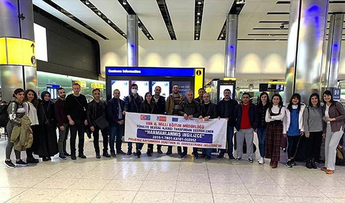 Londra'da mahsur kalan 21 Türk yardım bekliyor