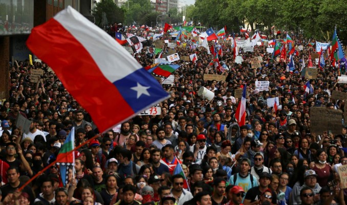 Şili tarihi referanduma hazırlanıyor