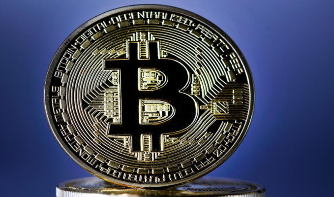 Bitcoin madenci ödülü öncesinde sert düştü