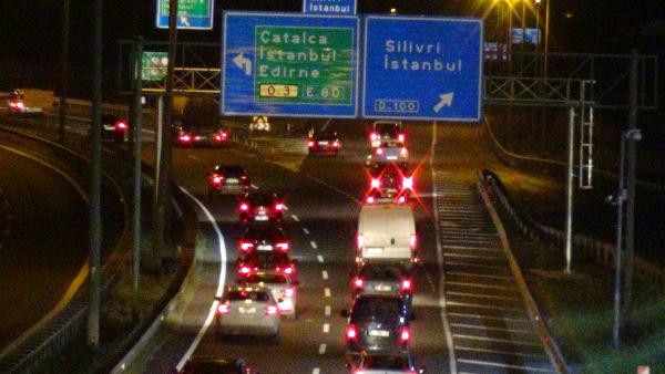 Silivri'de trafik kilitlendi