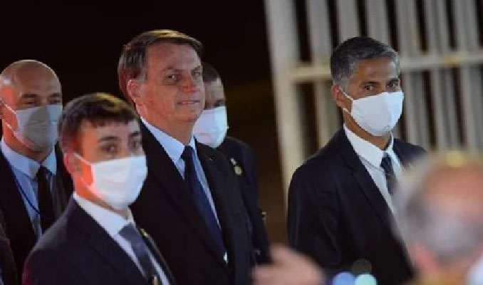 Bolsonaro'ya maske takmadığı her gün için 500 dolar ceza