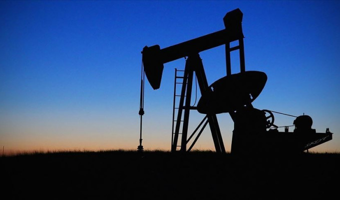 Brent petrolün varili 42,87 dolar