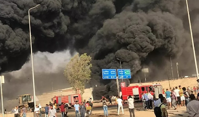 Mısır'da petrol boru hattında dev yangın