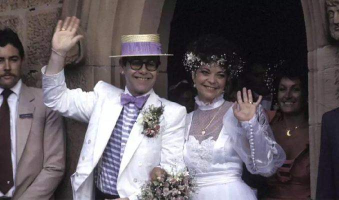  Elton John’a eski eşinden  34 milyon liralık dava