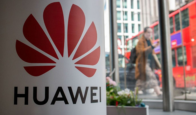 ABD'den Huawei çalışanlarına vize yasağı 