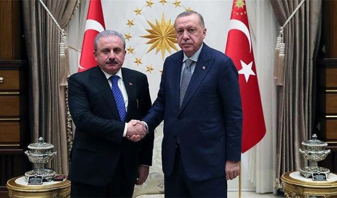 Cumhurbaşkanı Erdoğan'dan Şentop'a tebrik telefonu