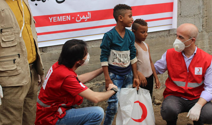 Türk Kızılay'dan Yemen'de kurban eti dağıtımı