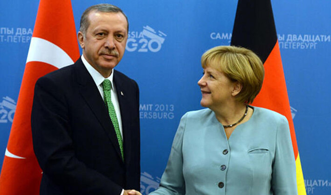 Cumhurbaşkanı Erdoğan, Angela Merkel ile telefonda görüştü