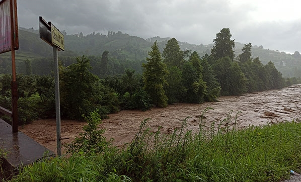 Trabzon'da şiddetli yağış can aldı