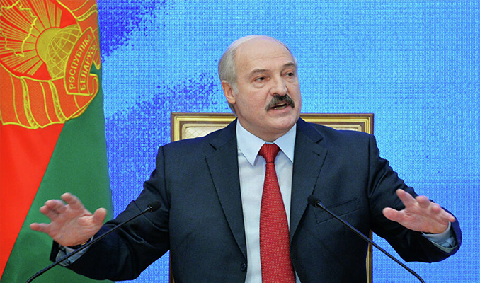 Lukaşenko NATO'yu ülkesini bölmeye çalışmakla suçladı