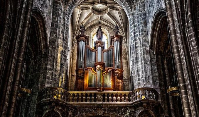 Notre Dame Katedrali'ndeki orgun temizliği 4 yıl alacak