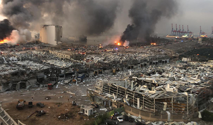 Beyrut'taki patlama Lübnan'ı nasıl ölümün eşiğine getirdi?