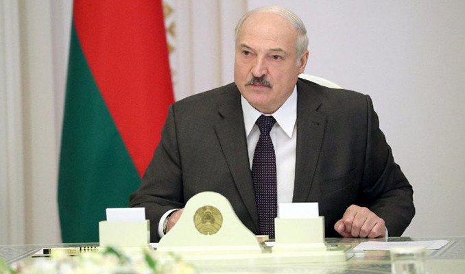 Belarus'ta halk sandığa gidiyor