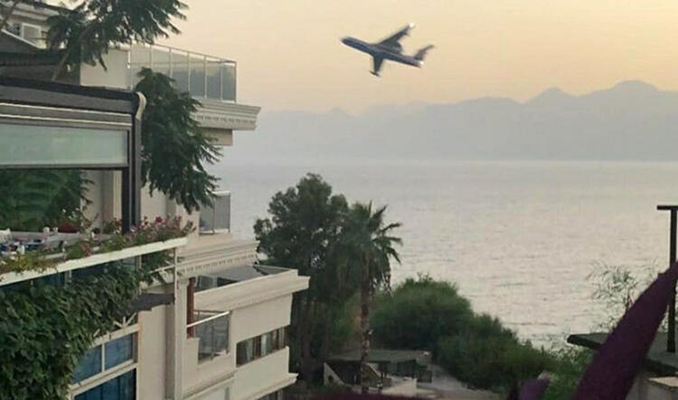 Antalya'da Rus pilottan tehlikeli hareketler