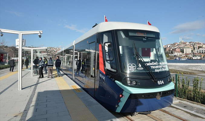 Eminönü-Alibeyköy Tramvay Hattı'nın ilk kısmı açıldı