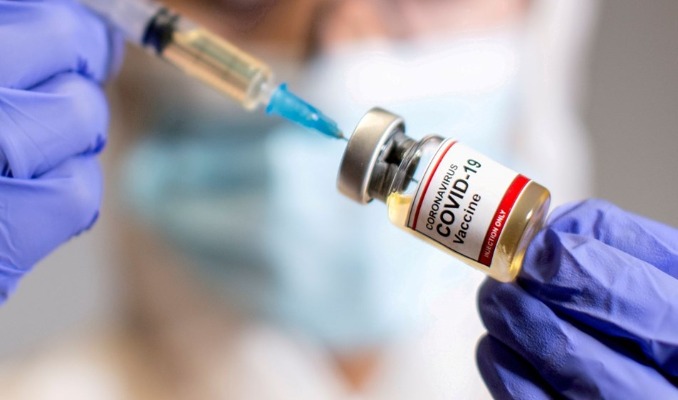 Şirketler sözleşmelerine aşı şartı getiriyor