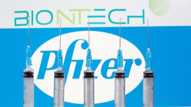 Pfizer ve BioNTech Avrupa'ya aşı tedarikini kısıyor