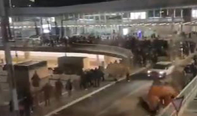 Frankfurt Havalimanı’nda alarm verildi: Terminal boşaltıldı