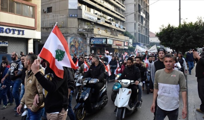 Lübnan'da ekonomik kriz protestoları