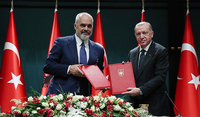 Erdoğan duyurdu: Arnavutluk ile imzalar atıldı