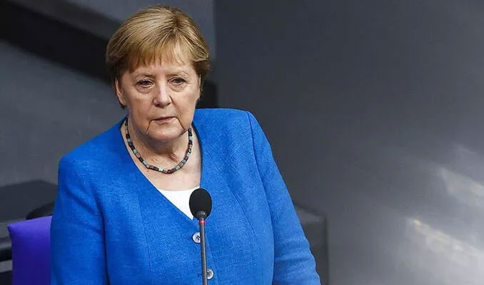 Merkel: Afganistan’daki çöküş önlenmeli