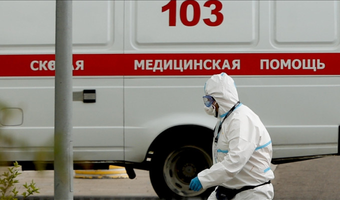 Rusya'da Kovid-19 kaynaklı ölüm sayıları artmaya devam ediyor