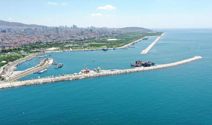 İklim değişikliği ve kirlilik Marmara Denizi'ni ısıtıyor