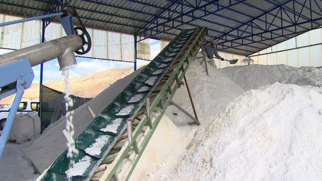 Fay hattından günlük 80 ton tuz çıkarılıyor