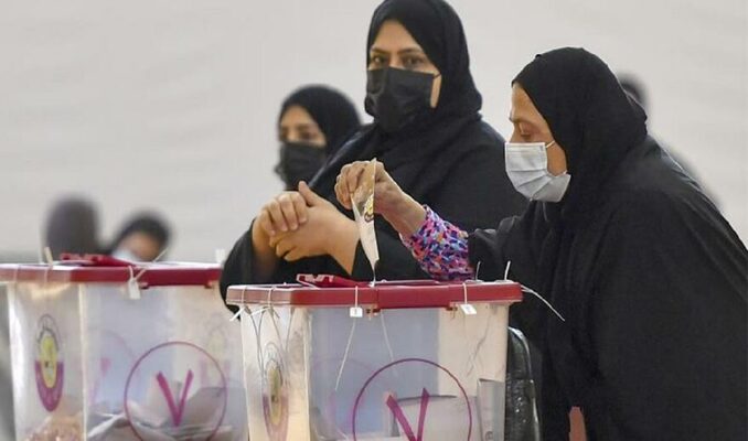 Katar'da ilk kez yapılan seçimlerde katılım yüzde 44