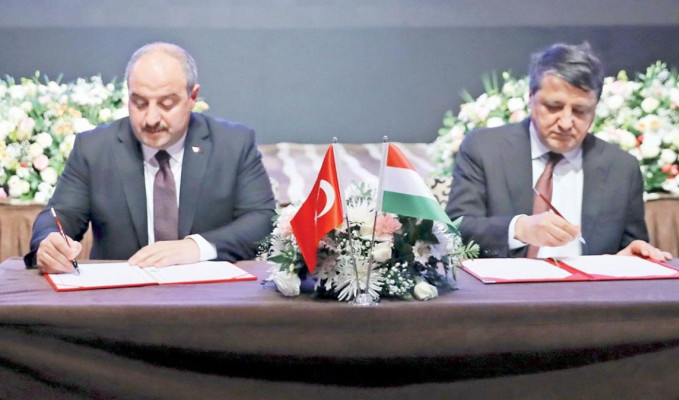 Türkiye-Tacikistan ticaret hacmi hedefi 1 milyar dolar