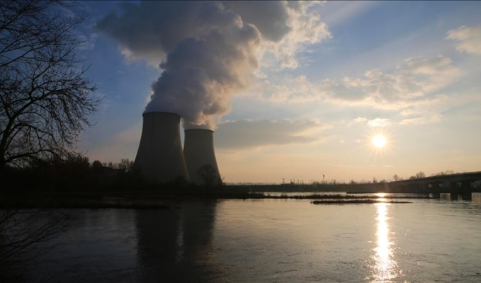 Fransa'dan nükleer santral inşa etme kararı